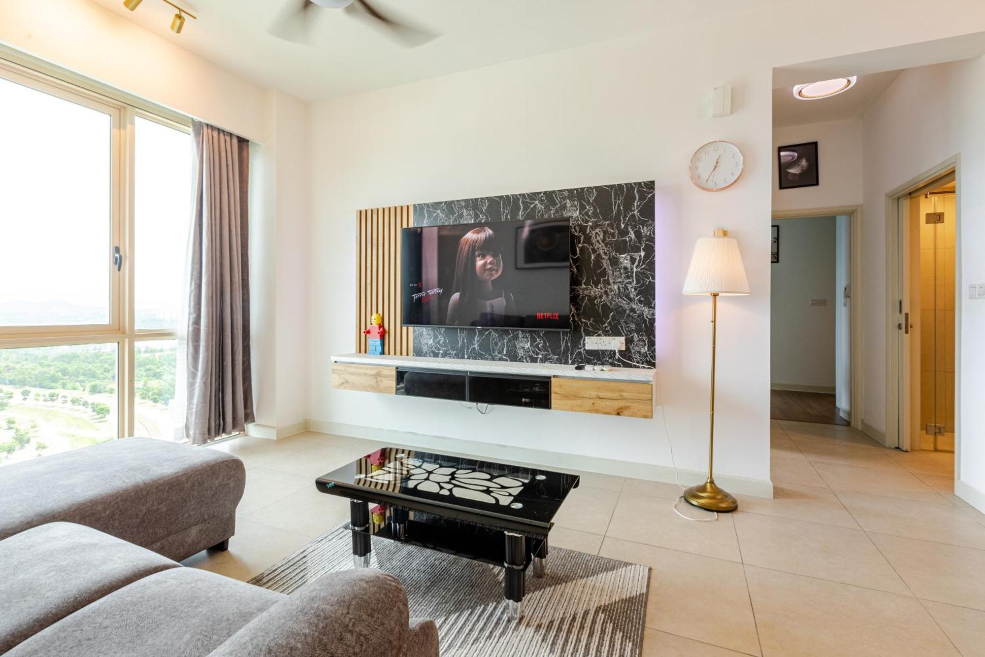 Hostahome Suites At Afiniti Residence Walk To Legoland Nusajaya  Kültér fotó